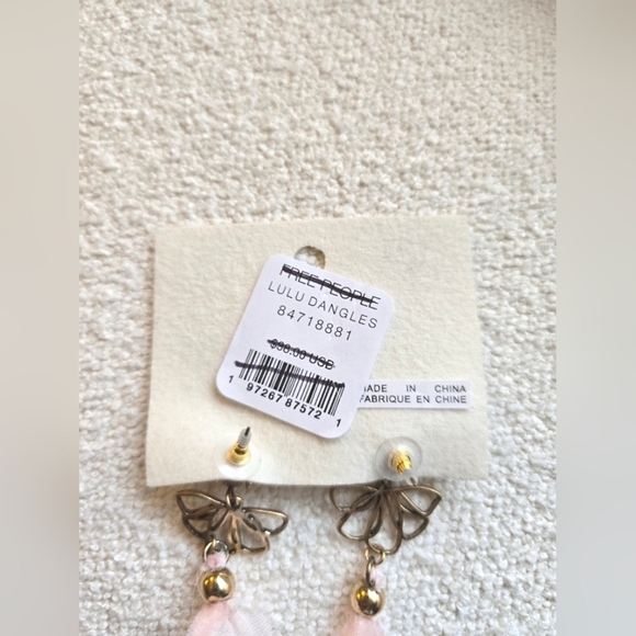 Free People, Lulu Dangles Earrings, Pink Velvet Ribbon, NWOT! - Picture 8 of 8